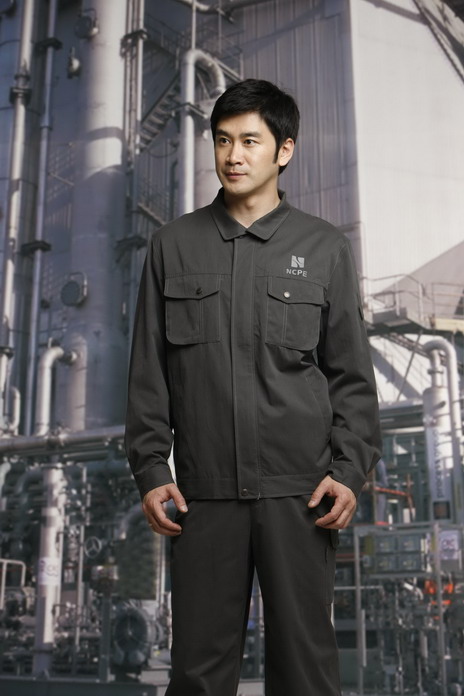 企業(yè)定制勞保服時(shí)的注意事項(xiàng)