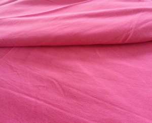 四面彈是什么面料？四面彈面料穿起來熱嗎？