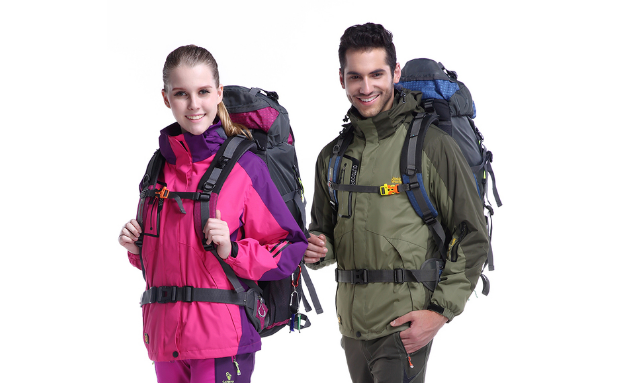 機(jī)械維修場(chǎng)景下，工作服需具備哪些安全防護(hù)功能（如防火、防靜電）？